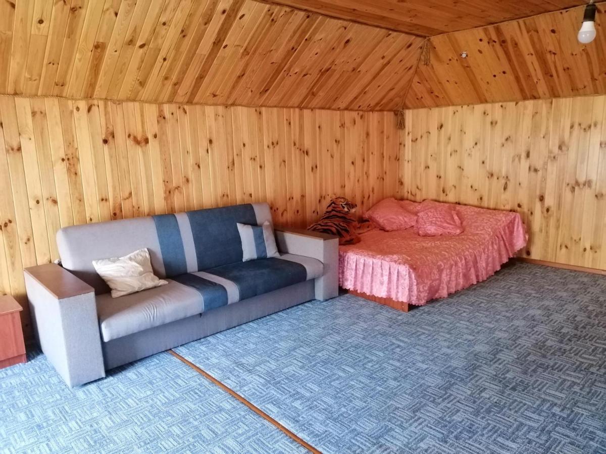 Villa У Катерини Dvozhets Esterno foto